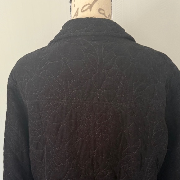 Woolrich Women’s Black Jacket size Large Quilted Inner Pockets - Picture 5 of 9